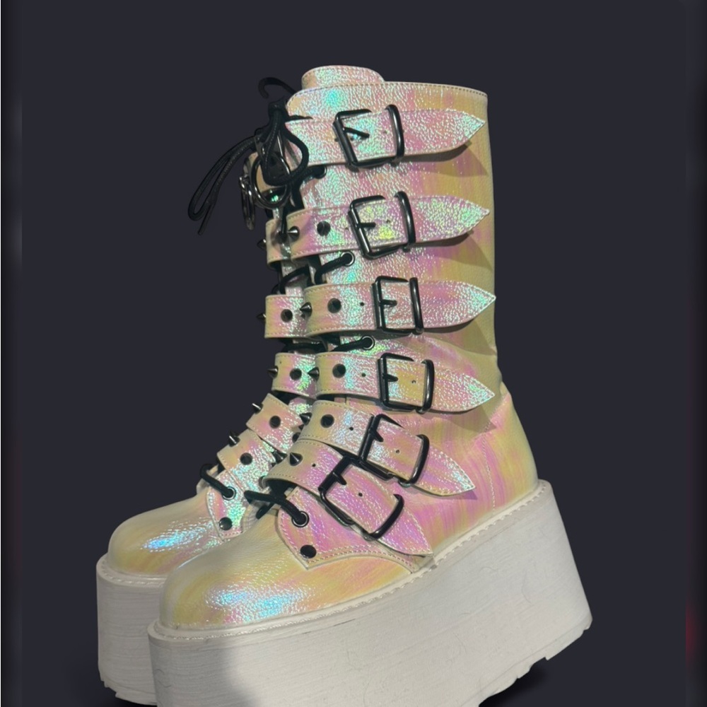 Iridescent Demonia white DAMNED-225 Chunky platform boots new